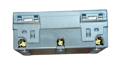 Omni Duplex Universal Outlet with Ground Designer Series Graphite 16A 250V DWU-402