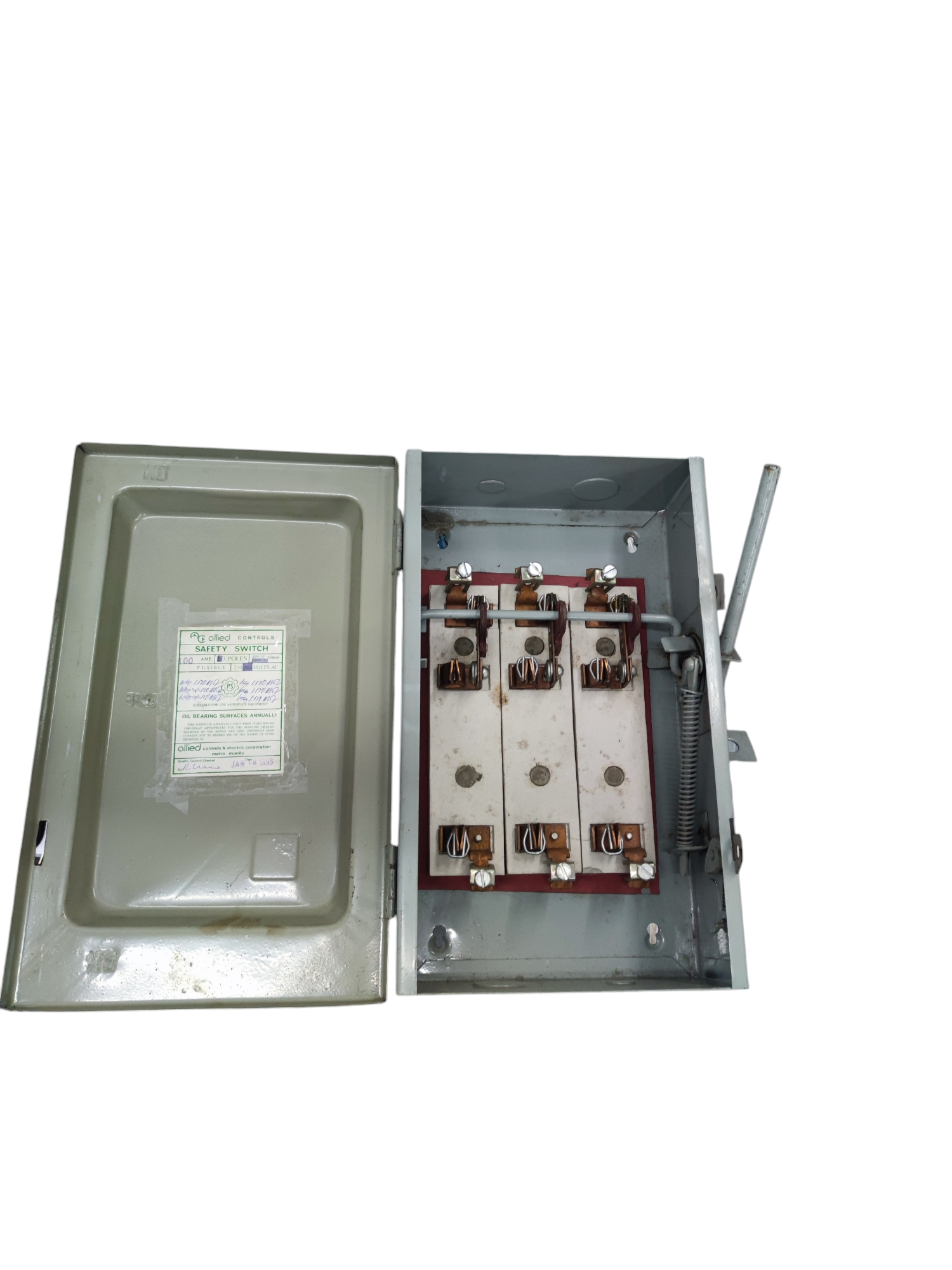 Allied 100A 3 pole safety switch electrical circuitry part with metal enclosure and lever
