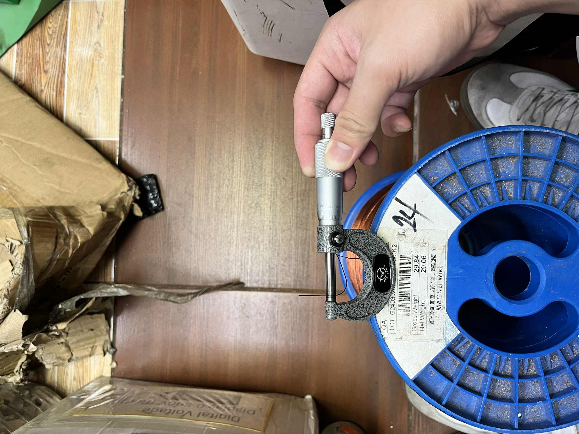 Philflex AWG 24 Magnetic wire 100 Grams on a spool with a hand-held tool for precise cutting