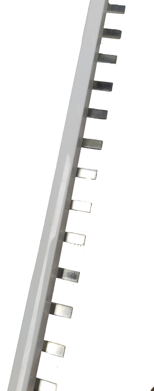 Bus Bar 18 Pins 2 Pole Single Phase electrical component with metal connectors for circuitry