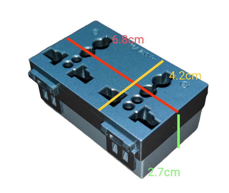 Omni Duplex Universal Outlet with Ground and Plate Designer Series Graphite 16A 250V DWU-402/DWP-113G