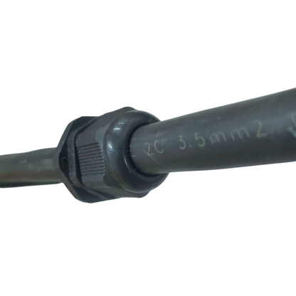 Grippes Cable Gland M25 13-18mm securing a black electrical cable for cable management