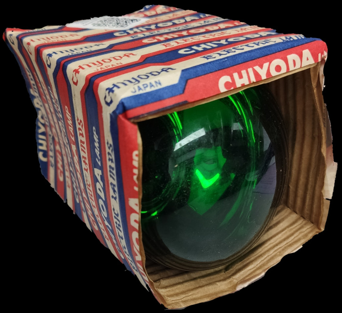 Chiyoda 100W 240V E27 green light bulb in original packaging showing bright green glass