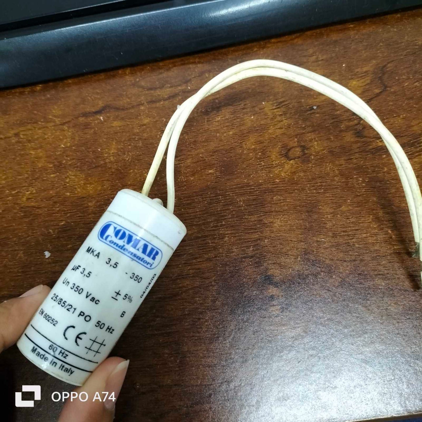 Comar Motor Running Capacitor 350V AC with two wires for electrical applications