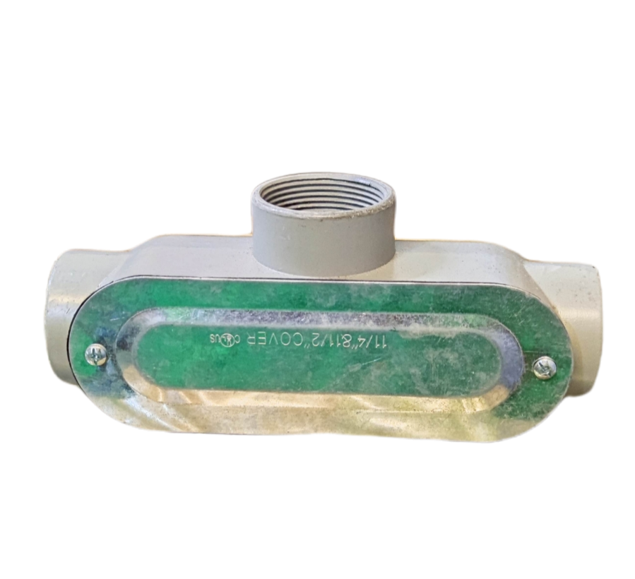 Local vendor Conduit Bodies Threaded Tee Type electrical conduit connector with metallic cover plate