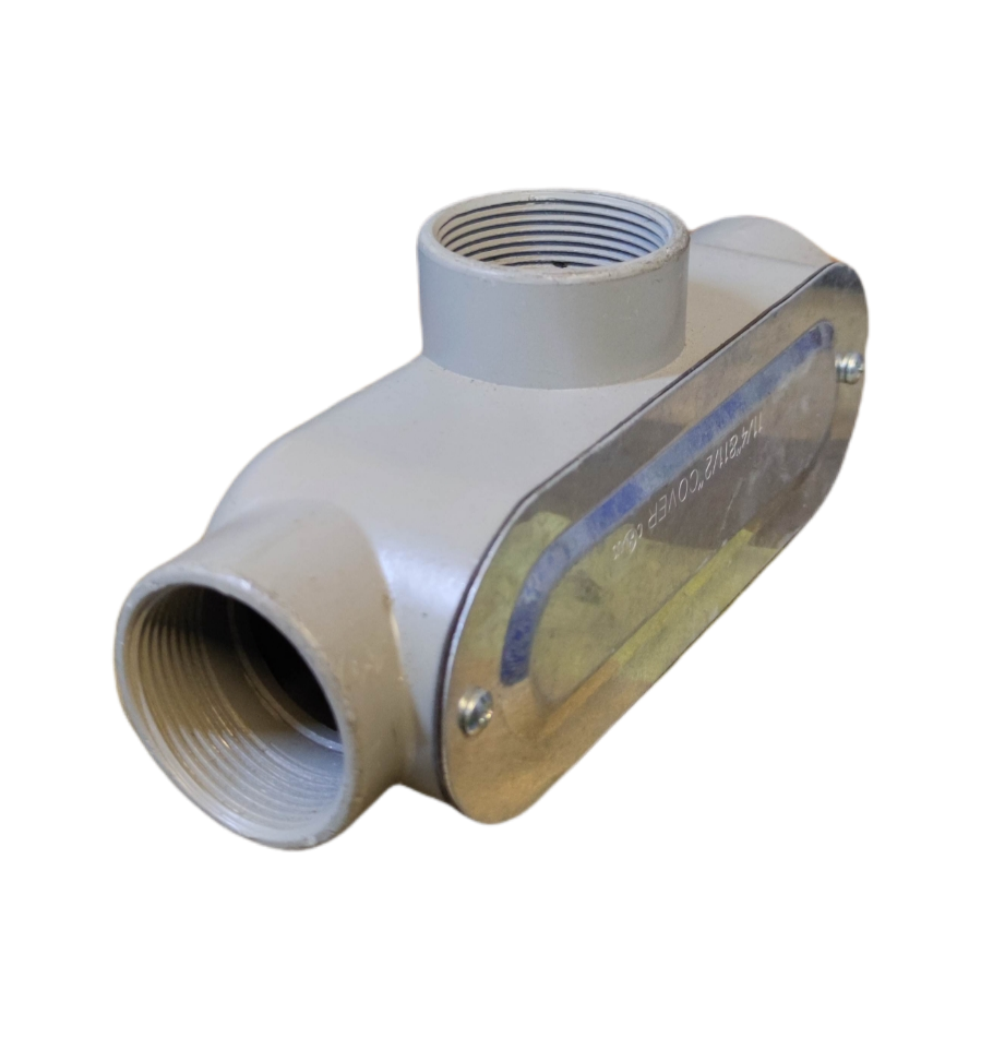 Local vendor Conduit Bodies Threaded Tee Type electrical conduit fitting with metal cover