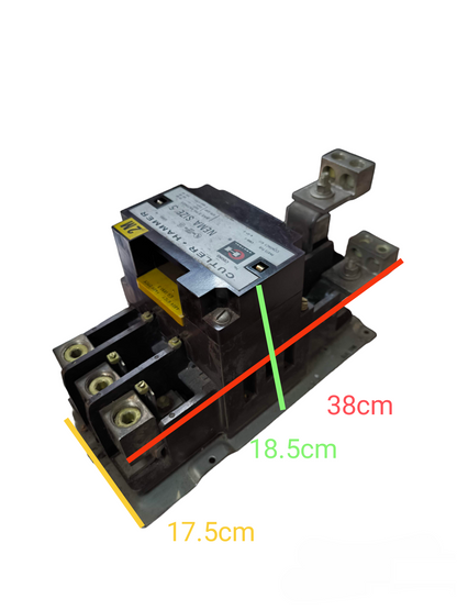 Cutler Hammer Magnetic Contactor 270A 480V with detailed dimensions for power points and switches