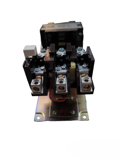 Cutler Hammer Magnetic Contactor Starter Size 3 for power points switches and plugs applications