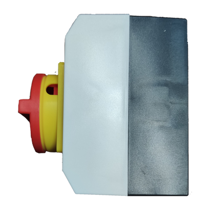 Grippes Disconnect Switch 3 Pole 32A for reliable electrical control and safety in various applications