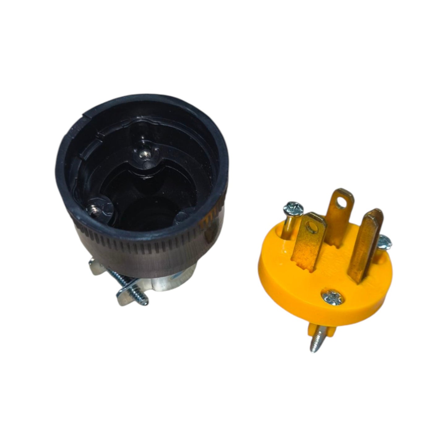 Eagle 15A 250V Type B plug with removable socket for reliable electrical connections