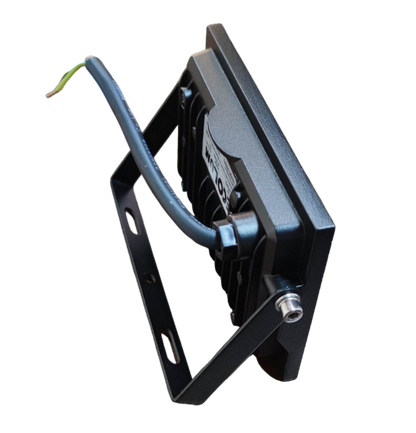 Ecolum 30W LED flood light daylight designed for outdoor lighting with sturdy mounting bracket