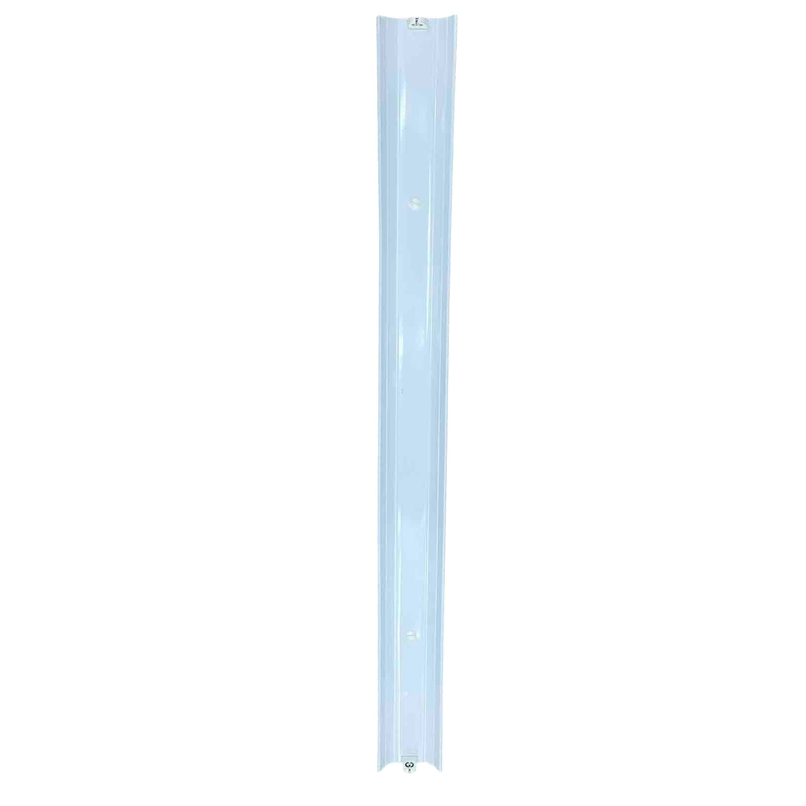 Ecolum industrial luminaire for LED fluorescent tube featuring a sleek design for efficient lighting