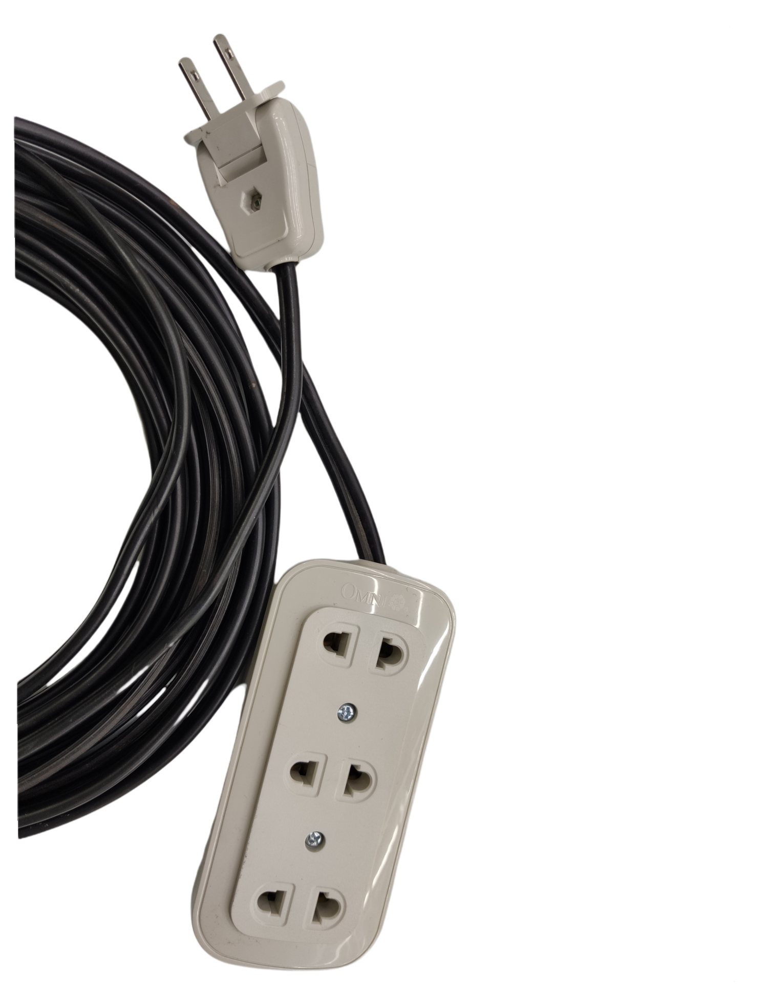 Omni Extension Cord 2200W 10A black power cord with three outlets for multiple device connections