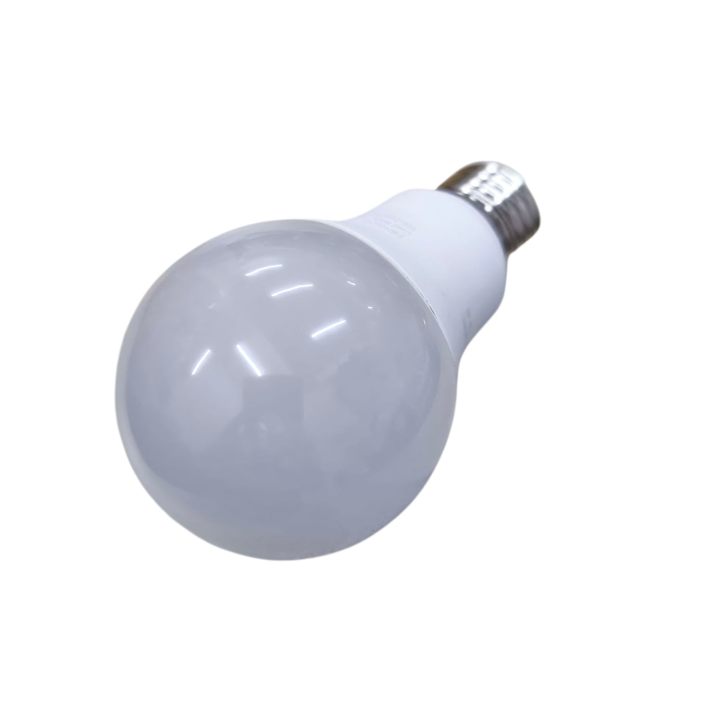 Firefly 5W LED bulb E27 220V with a smooth white finish and energy-efficient design