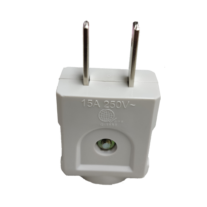 Omni 15A 250V flat pin electrical plug in white for secure electrical connections