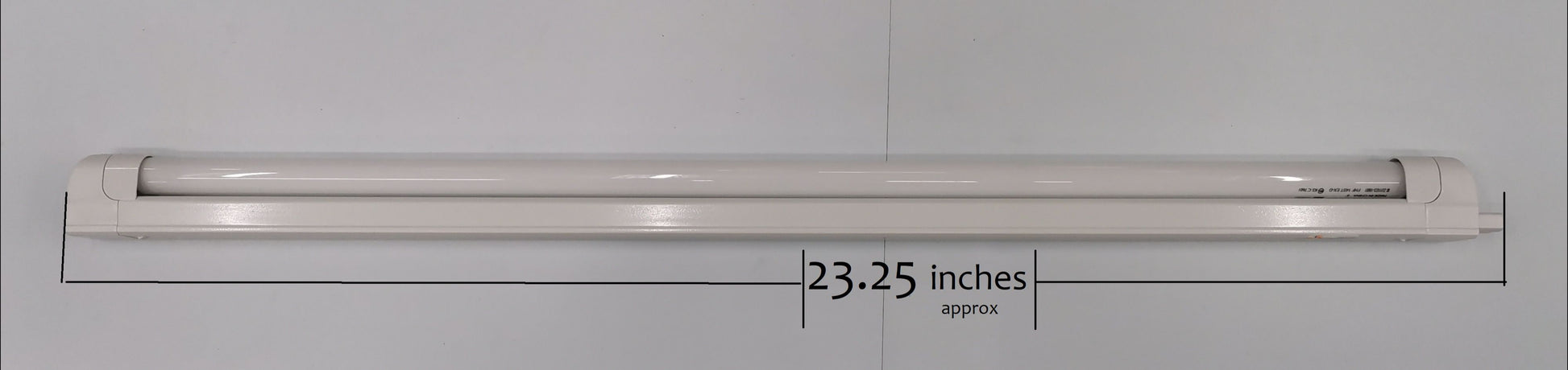 Philips 14W T5 fluorescent tube daylight with a length of 23.25 inches for bright lighting
