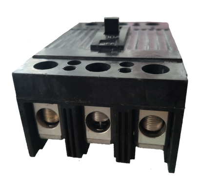 GE 150A 3 Phase 3 Pole Circuit Breaker 220V in black with metal terminals for electrical circuitry