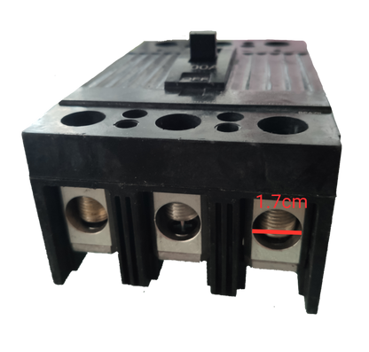 GE 150A 3 Phase 3 Pole Circuit Breaker 220V with three connection terminals and black switch