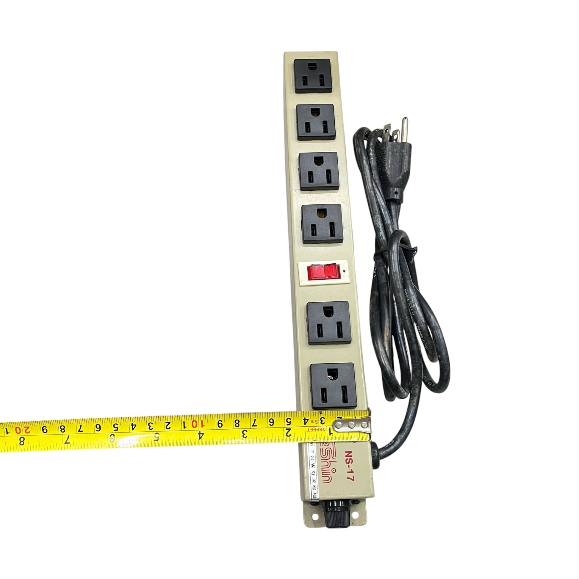 6 gang extension outlet with switch power strip with black cord and US plug from China