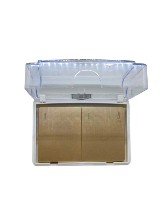 Grazen 3 way switch 16A 220V with a clear protective cover for enhanced durability and safety