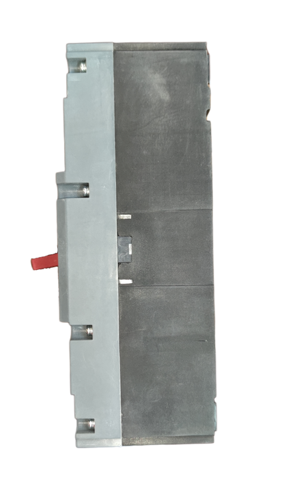 Himel 700A 3 Pole Industrial Circuit Breaker with durable gray casing for electrical protection