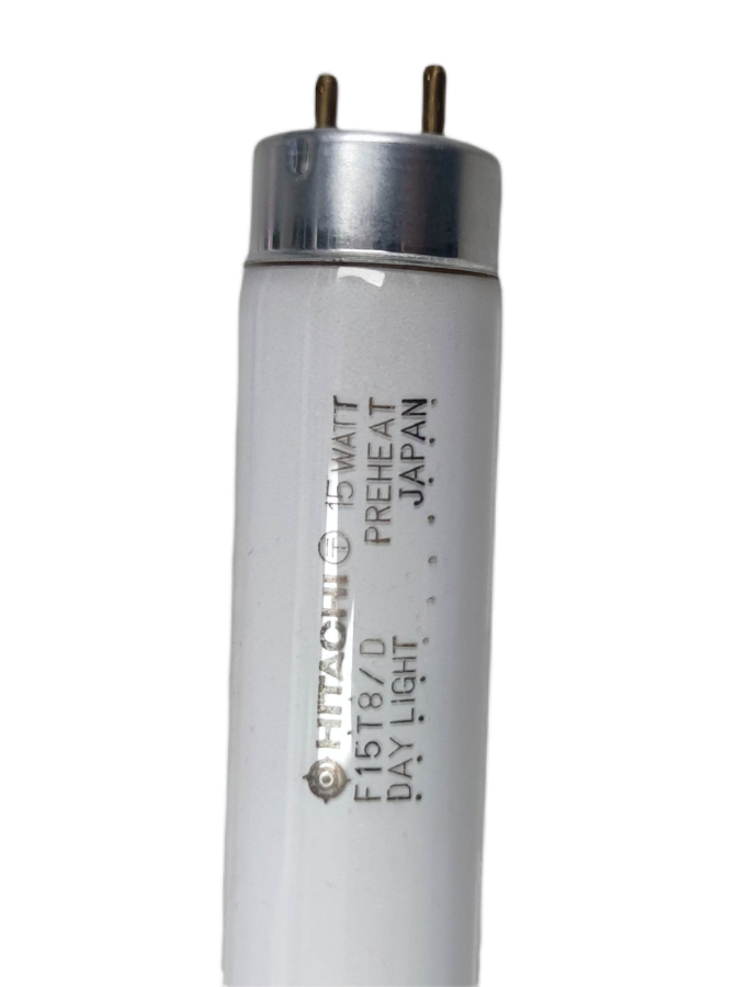 Hitachi 15W T8 daylight fluorescent tube with preheat design for bright illumination