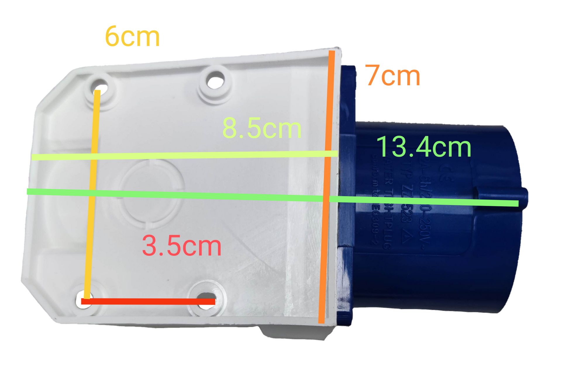 Grippes 32A industrial wall plug with detailed measurements in white and blue plastic housing