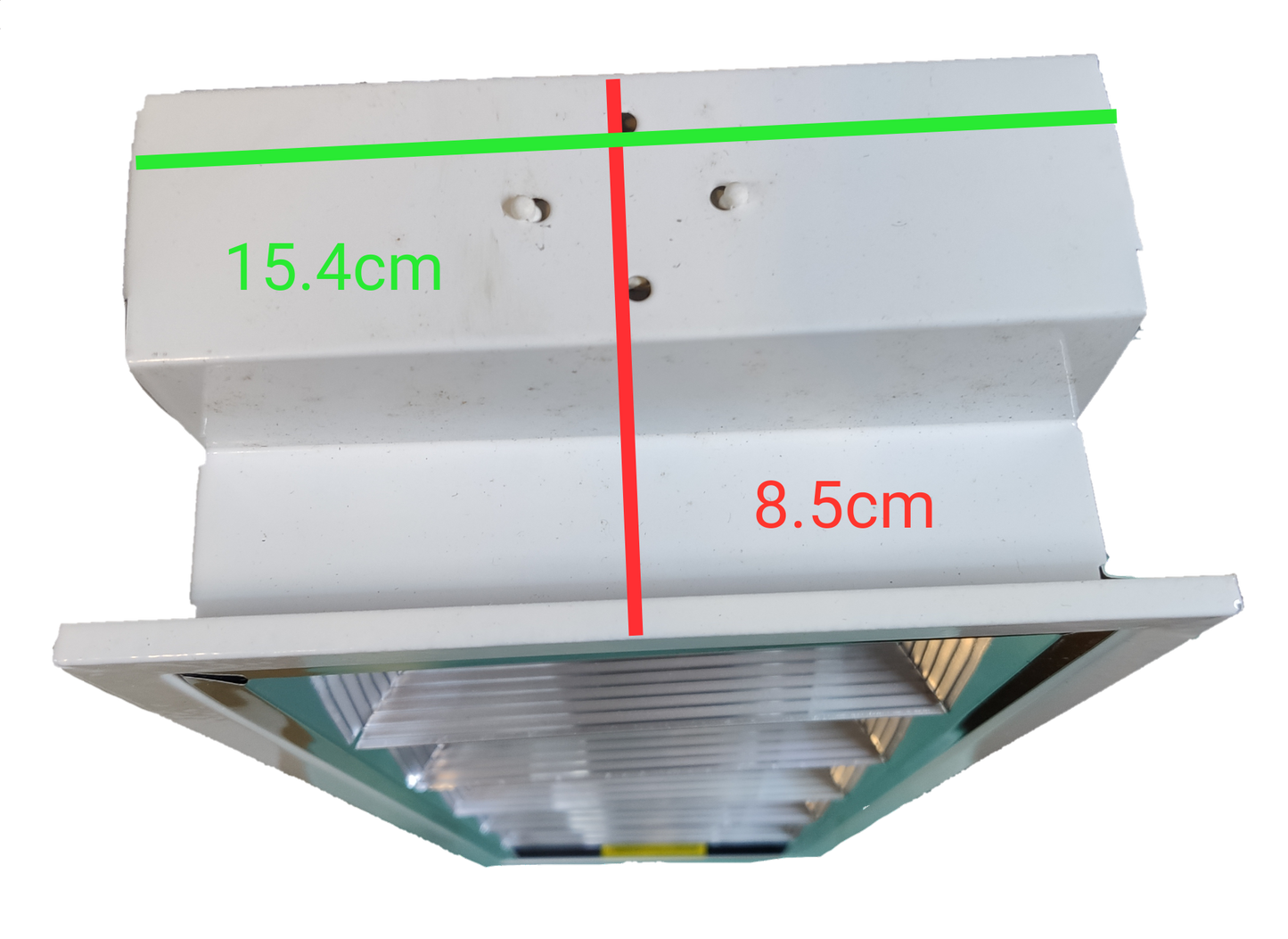 Tokina industrial aluminum reflector light with white metal frame and measured dimensions