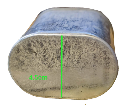 Mallory 30uF 370V AC capacitor with a rounded metal casing and dimensions of 4.5cm