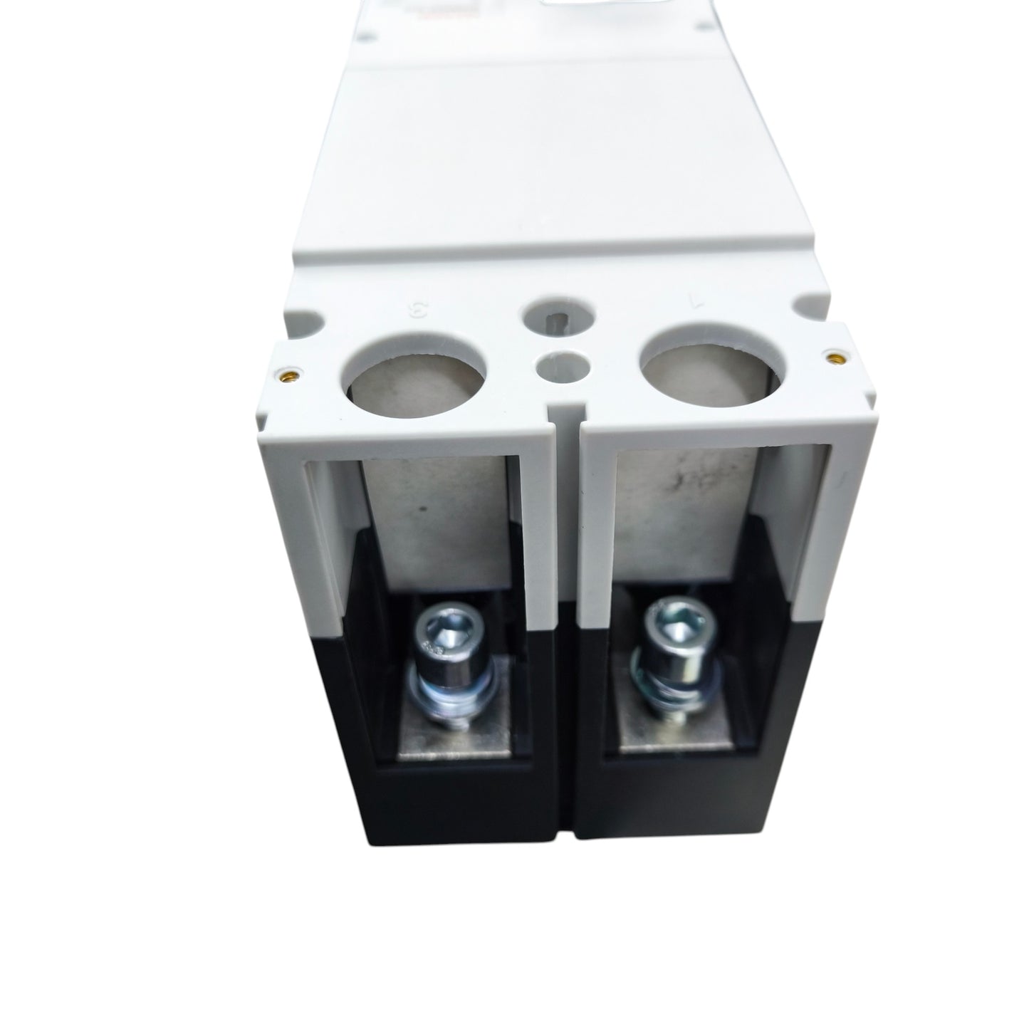 Maxge MCCB 1500V DC 20KAIC DC Breaker with dual terminal connections and durable white casing