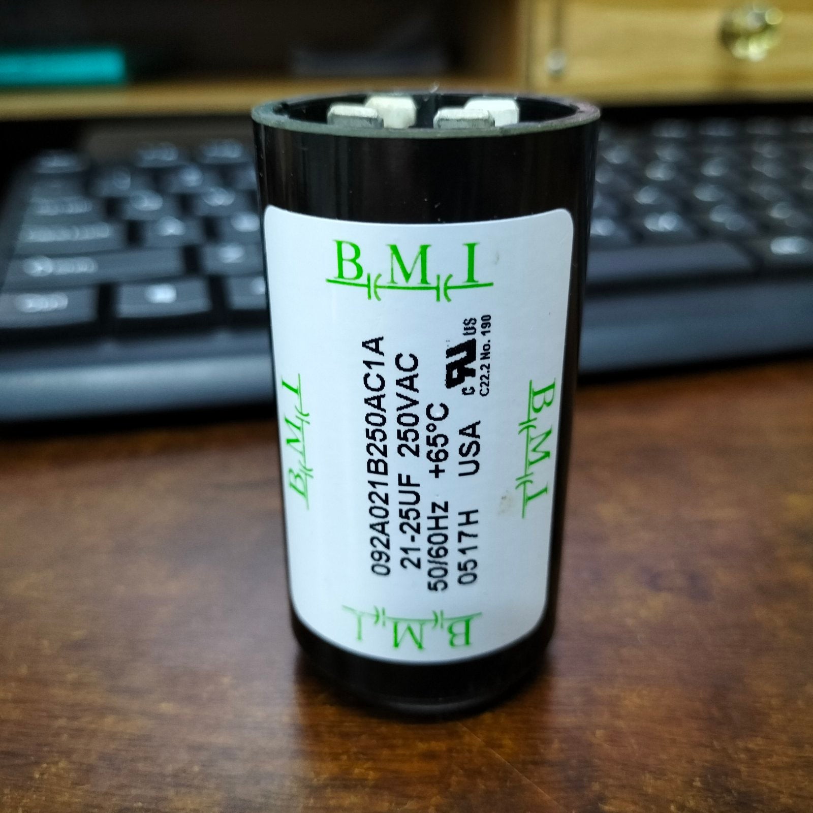 BMI Motor Starting Capacitor 21-25uf 250v for reliable electrical performance and efficiency