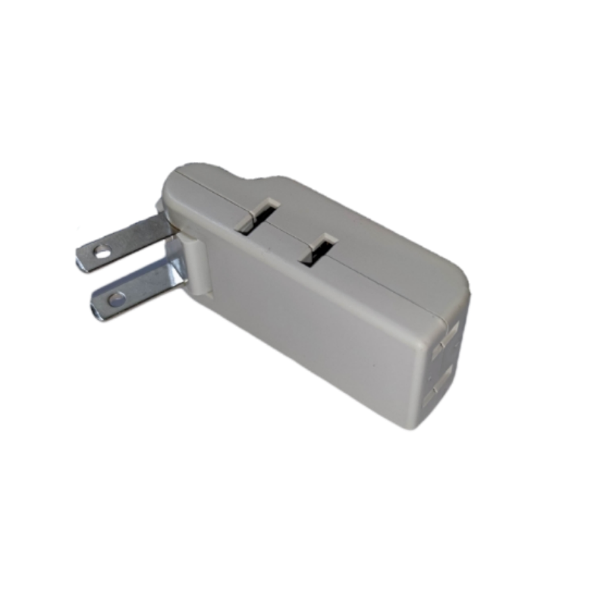 Omni 10A 250V electrical adaptor for connecting devices with dual sockets.