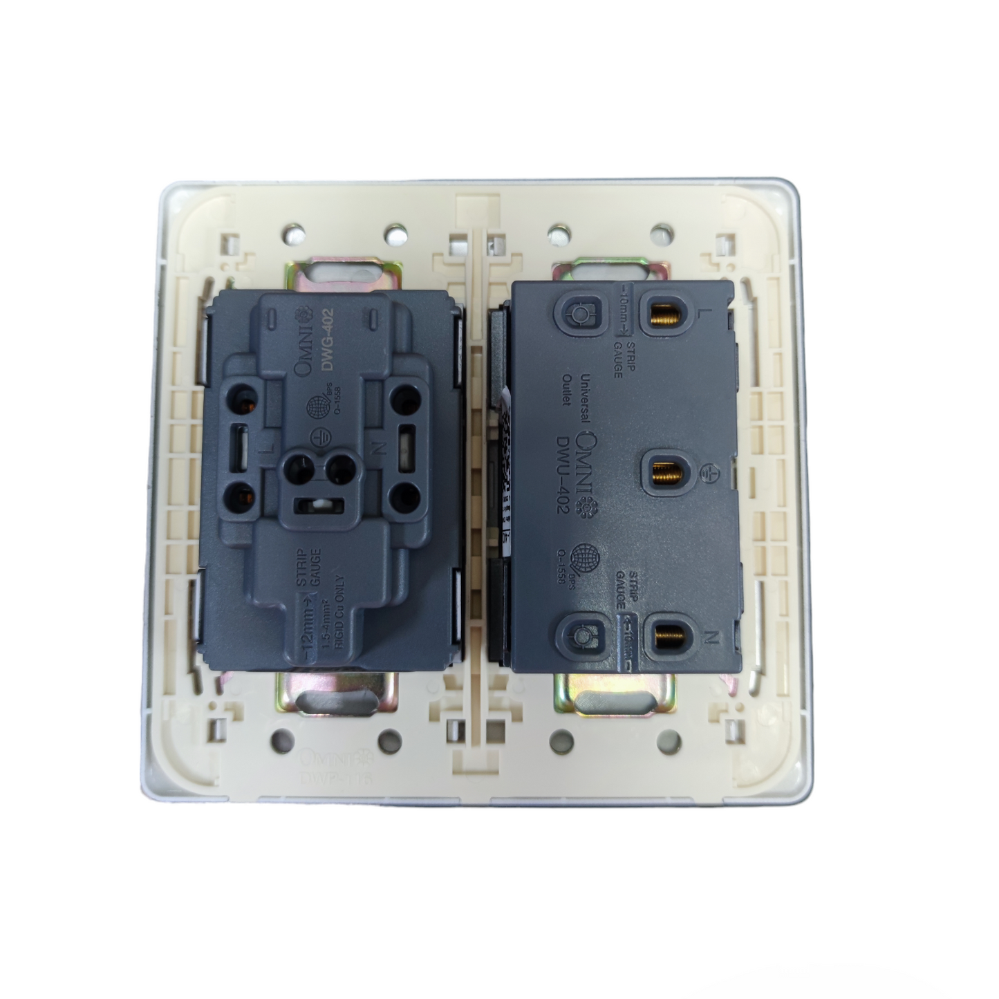 Omni 4 Gang Duplex Universal Outlet showing back side wiring terminals and mounting frame