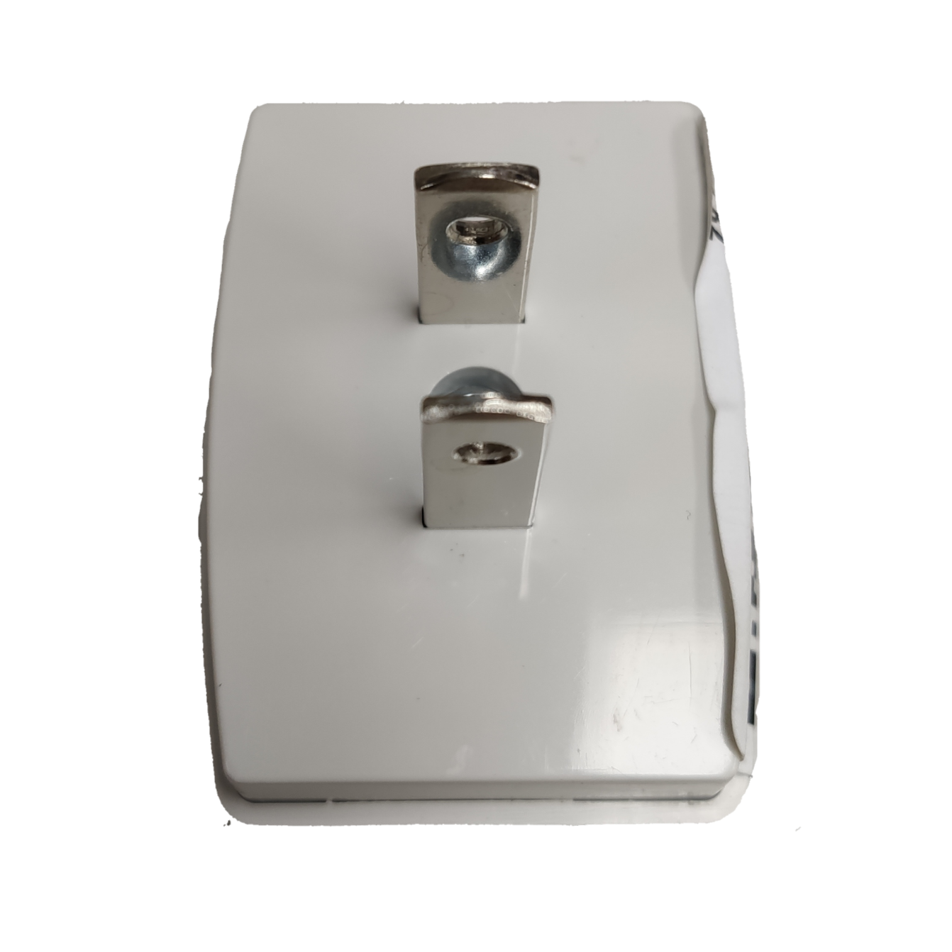 Omni triple tap adapter 10A 250V for convenient power distribution and multiple device connections