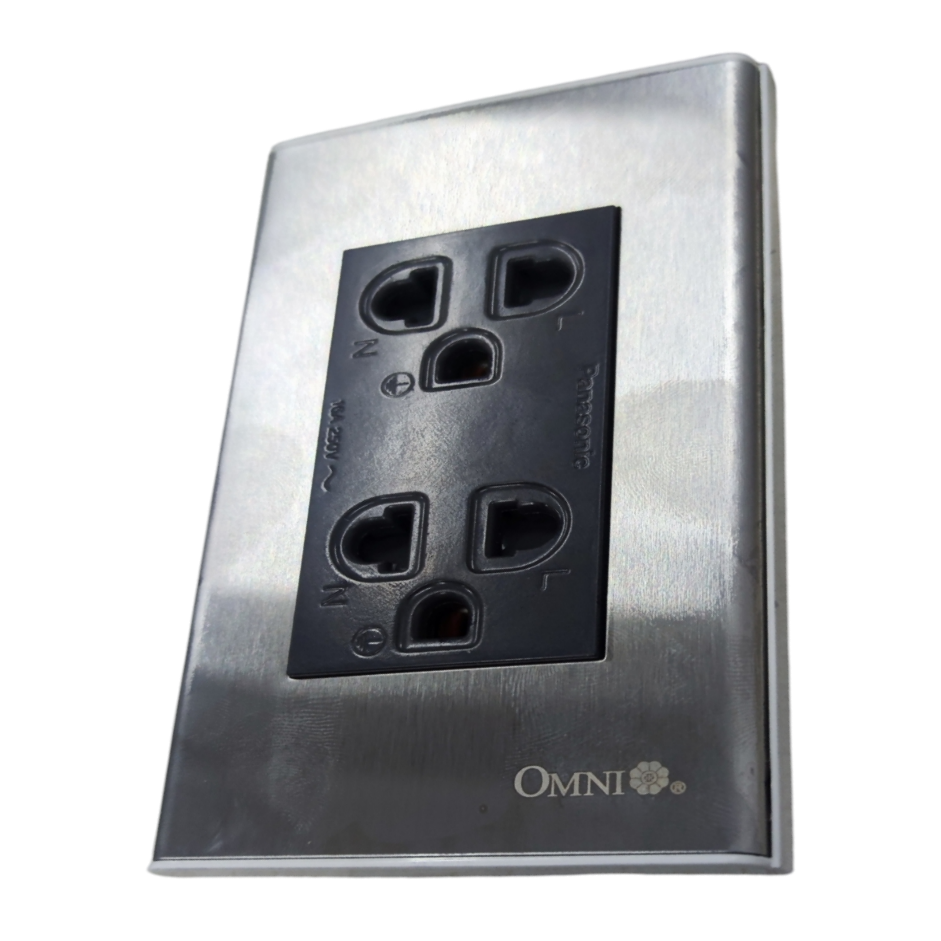 Omni universal duplex outlet 220v with stainless steel faceplate for power points and switches