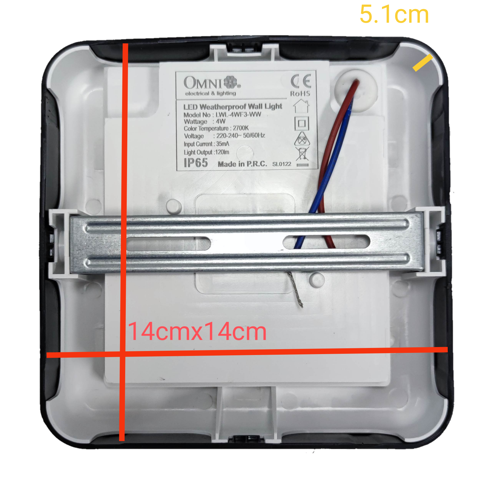 Omni weatherproof outdoor LED wall light Square 2700K with measured dimensions for easy installation