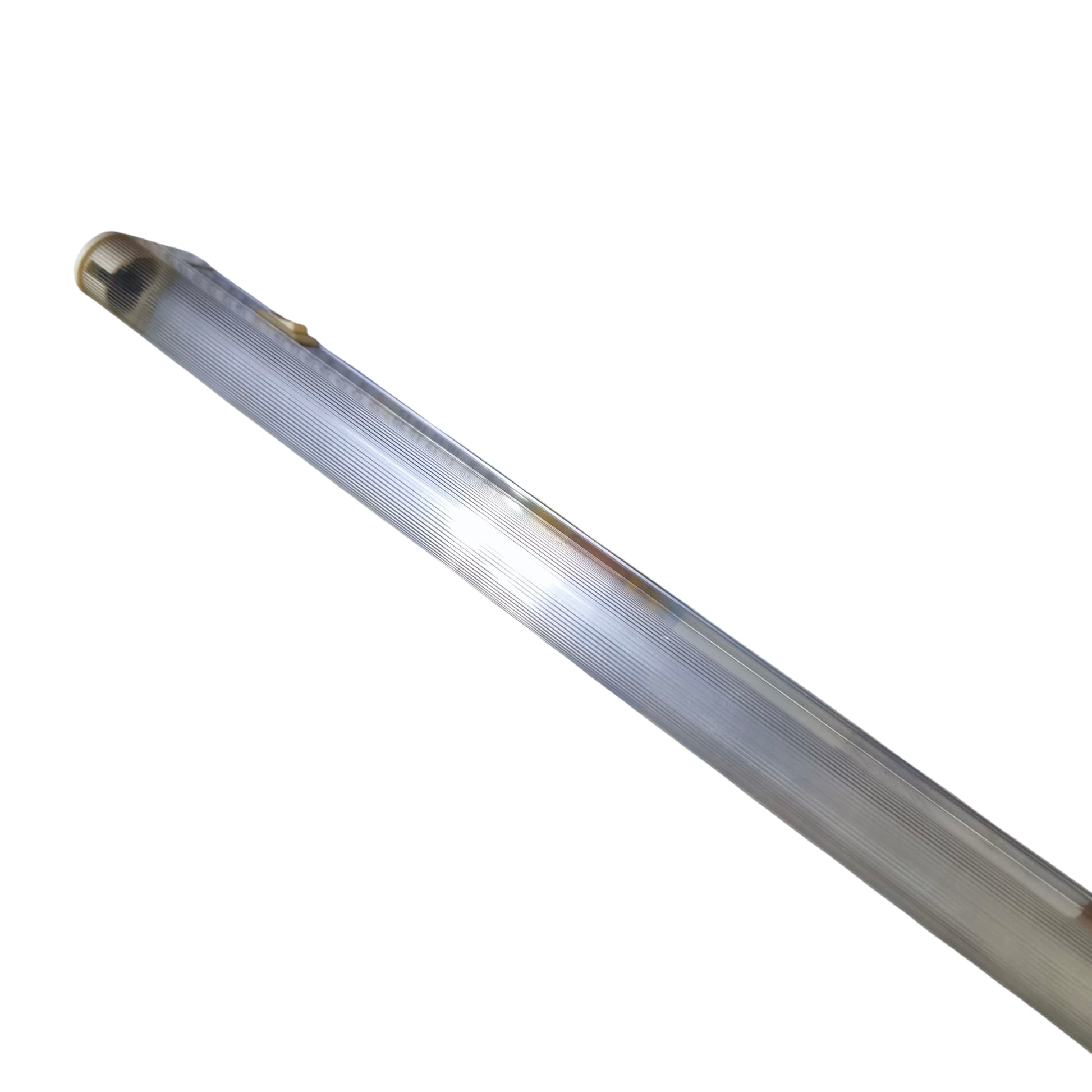 Orbik 28W T5 fixture with diffuser, ideal for bright and energy-efficient lighting solutions