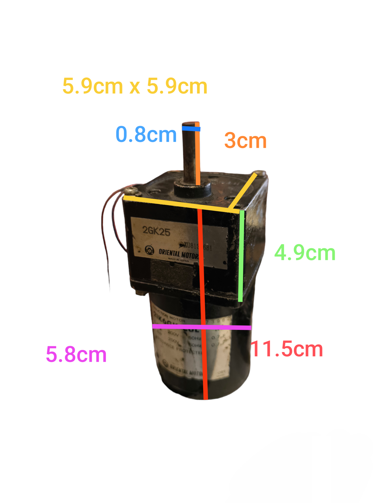 Oriental Motor Motor Induction Motor 5.5W 200V with dimensions marked in centimeters on the black motor unit