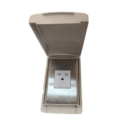 Omni outlet with ground 16A 250V with stainless plate enclosed in a protective cover