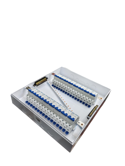 Panel Box with 15 Bus Bar 2 Pole Royu Breakers electrical circuit component with multiple breaker slots