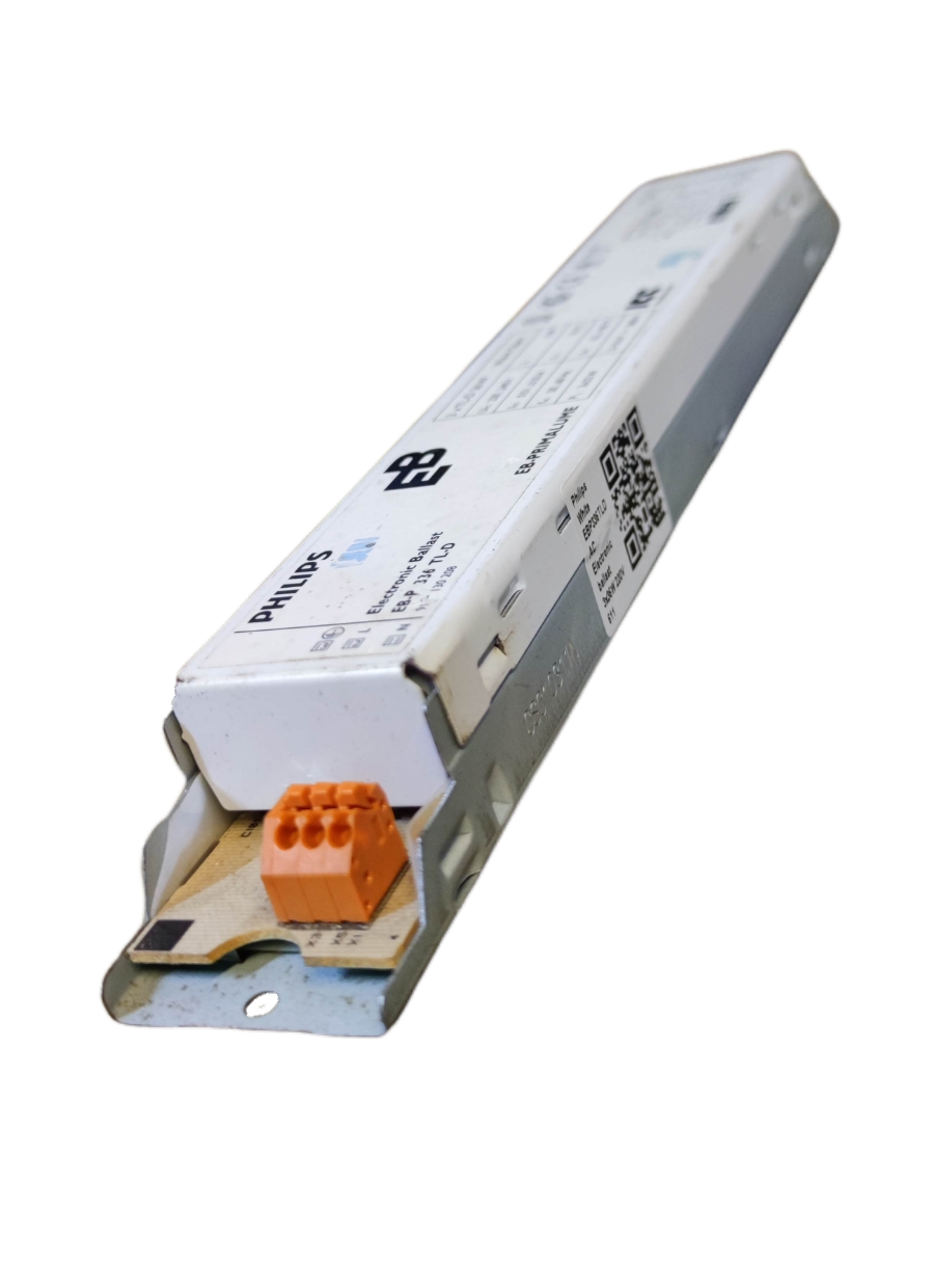 Philips Electronic Ballast 3x36W T-8 220V for efficient fluorescent lighting systems