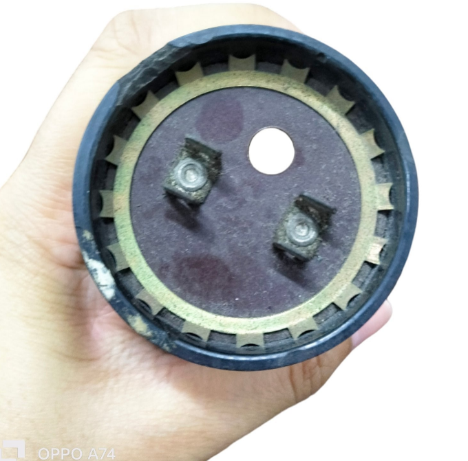 Philips Motor Starting Capacitor 233-280MFD 250V with metal connectors for electrical applications