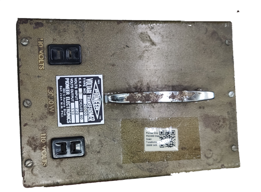 Denko 3000W Step Down Transformer 220V with metal handle and 110 volts input for electronics