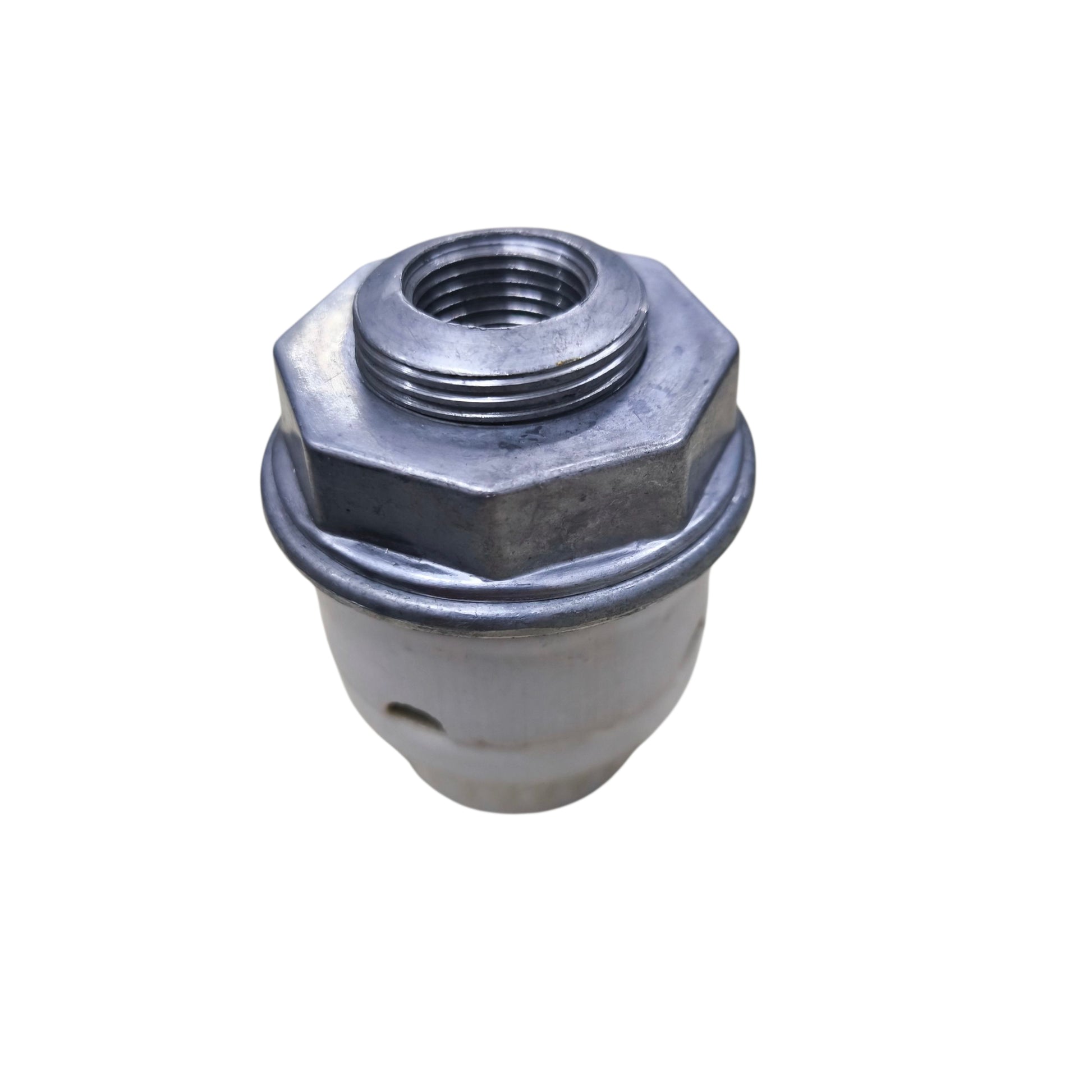 Amco porcelain E27 socket with bracket for versatile lighting installations and accessories