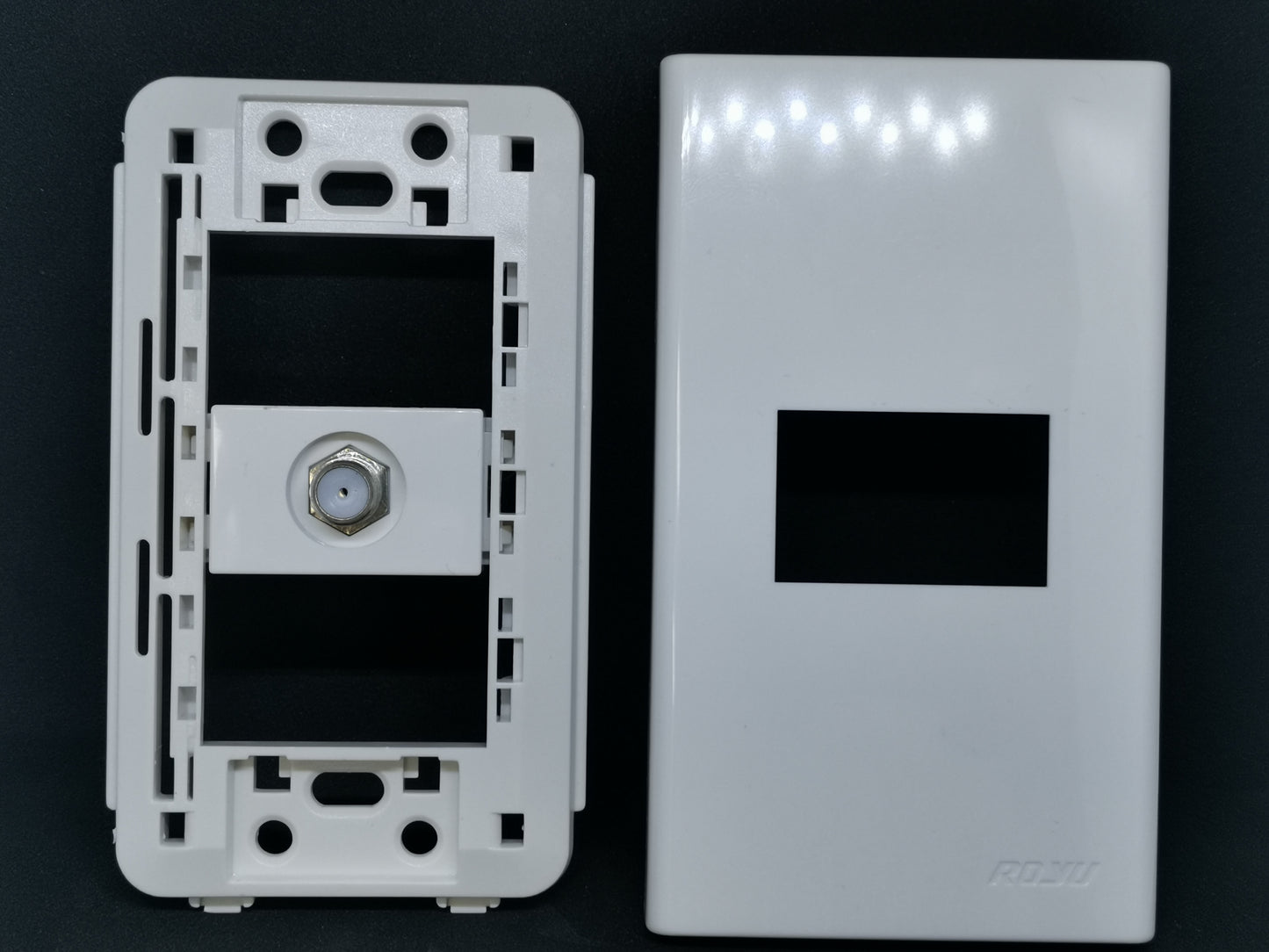 Royu white wall plate and mounting frame showing 1 Gang F Jack Thread Type Outlet coax connector for TV cable