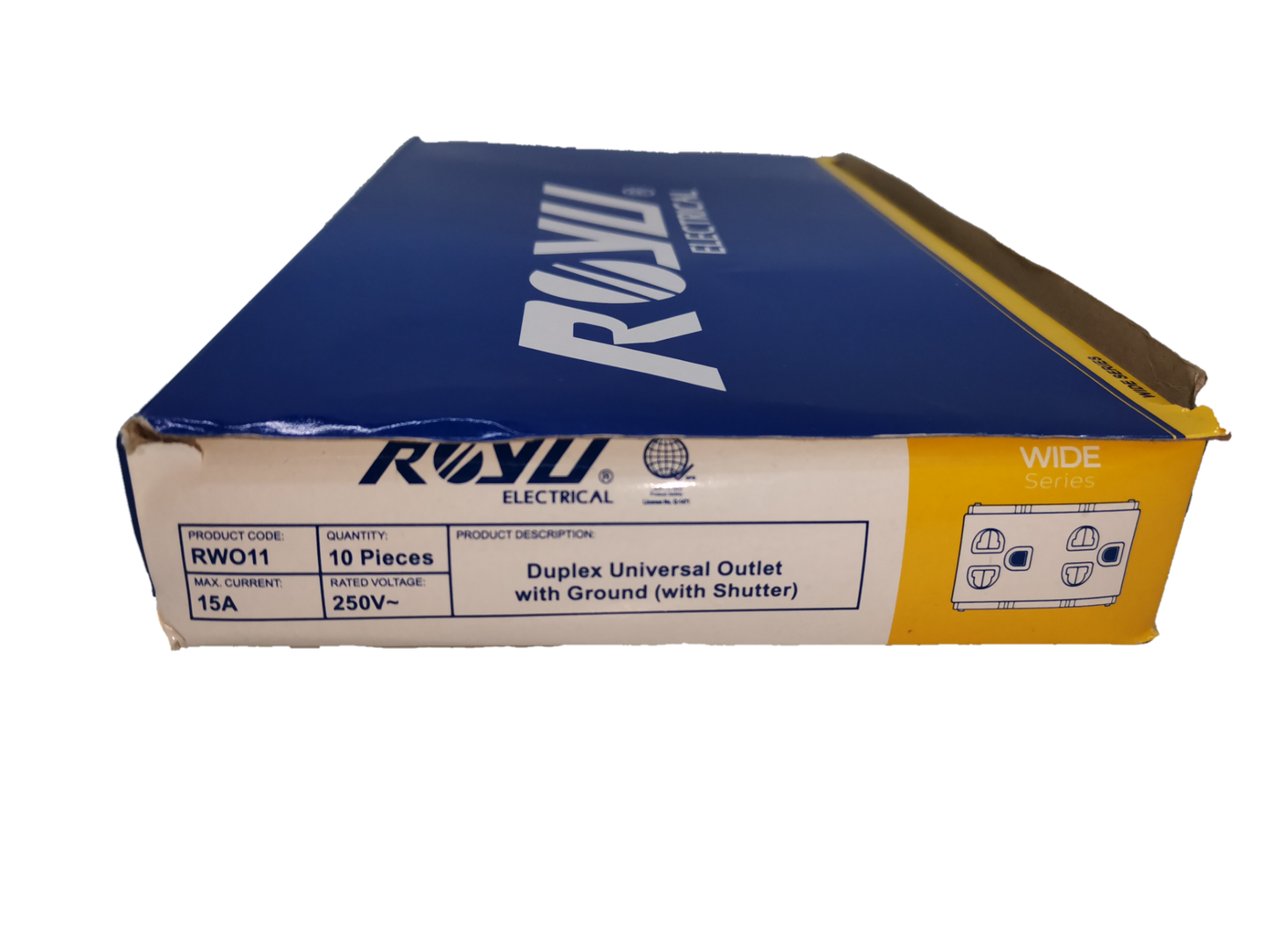 Royu Universal Outlet with Ground RWO11 box containing 10 duplex wide outlets rated 250V and 15A