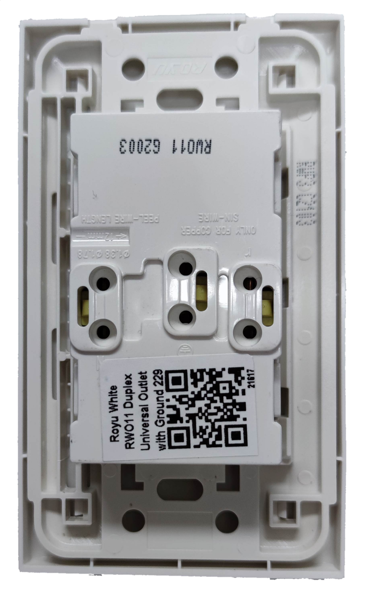 Royu white outlet with ground and plate showing wiring and mounting components