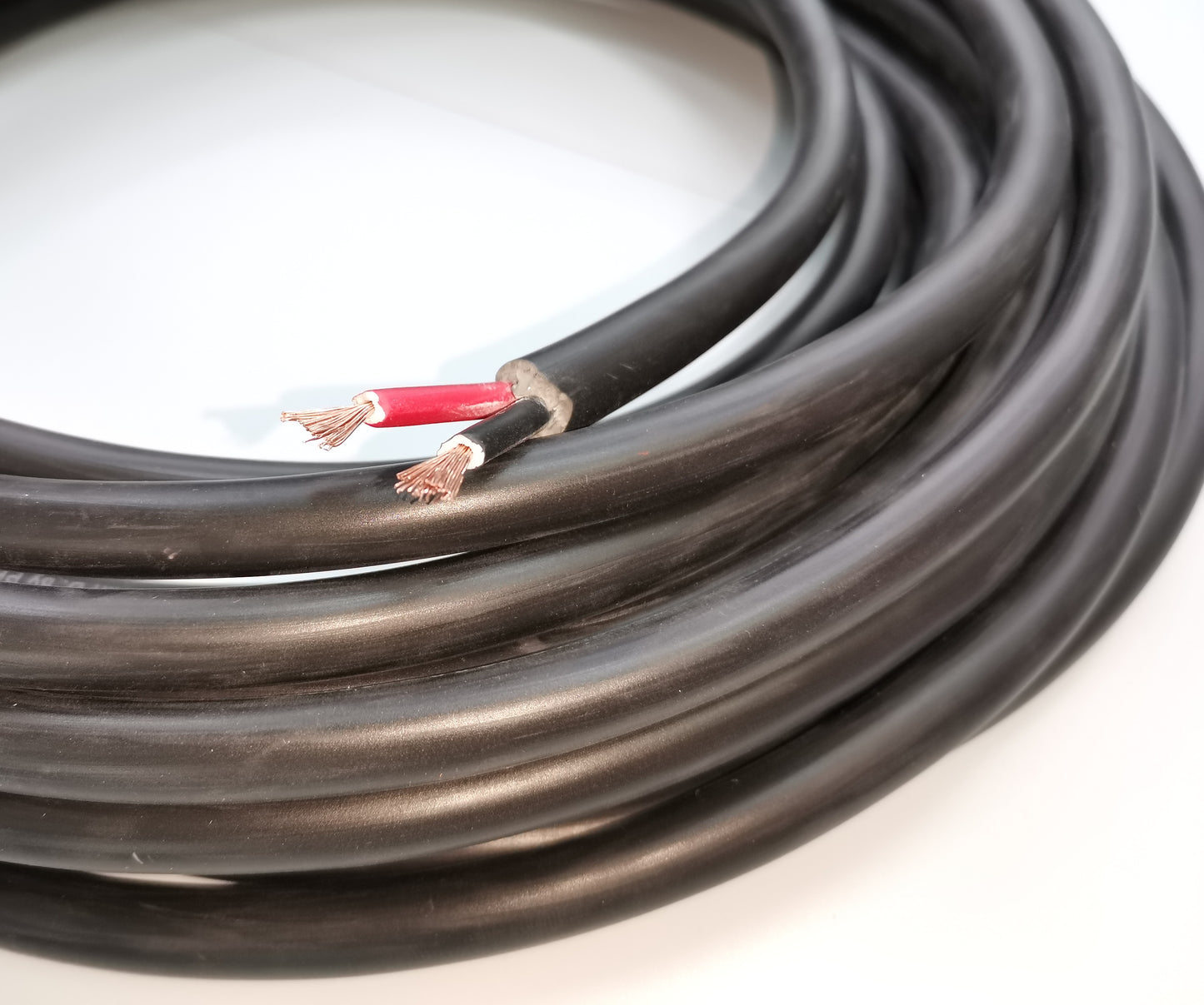 Phelps Dodge Royal Cord Cable AWG 12 2C in black, ideal for heavy-duty electrical applications