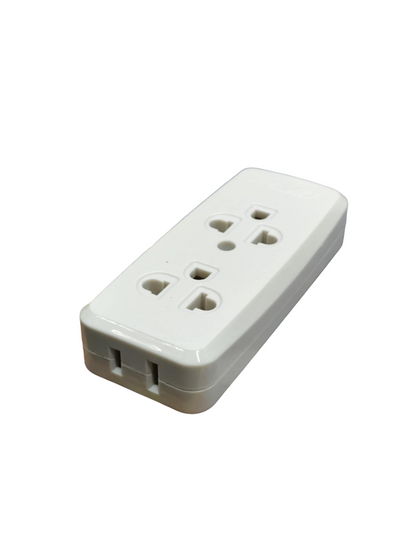 Royu 2 gang universal outlet with ground in white plastic casing for electrical connections