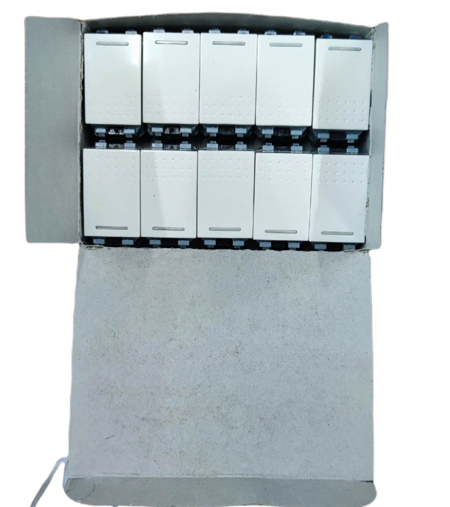 Royu 3 way switch Device Wide Series packaged neatly in a box, designed for convenient installation